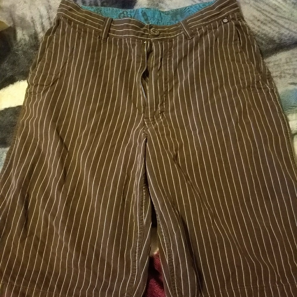Element shorts, barely worn